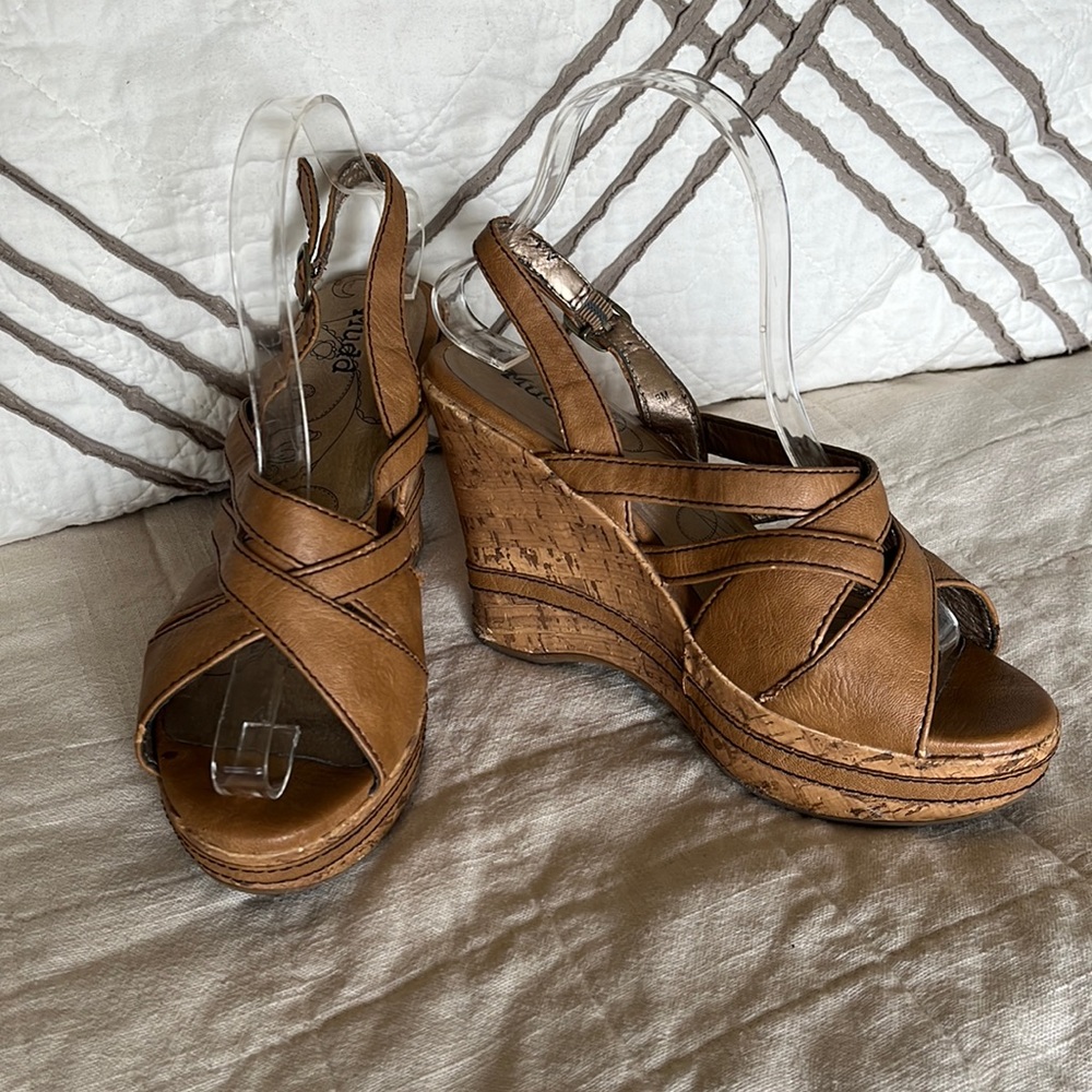 Mudd Heeled Strappy Sandal Size 9